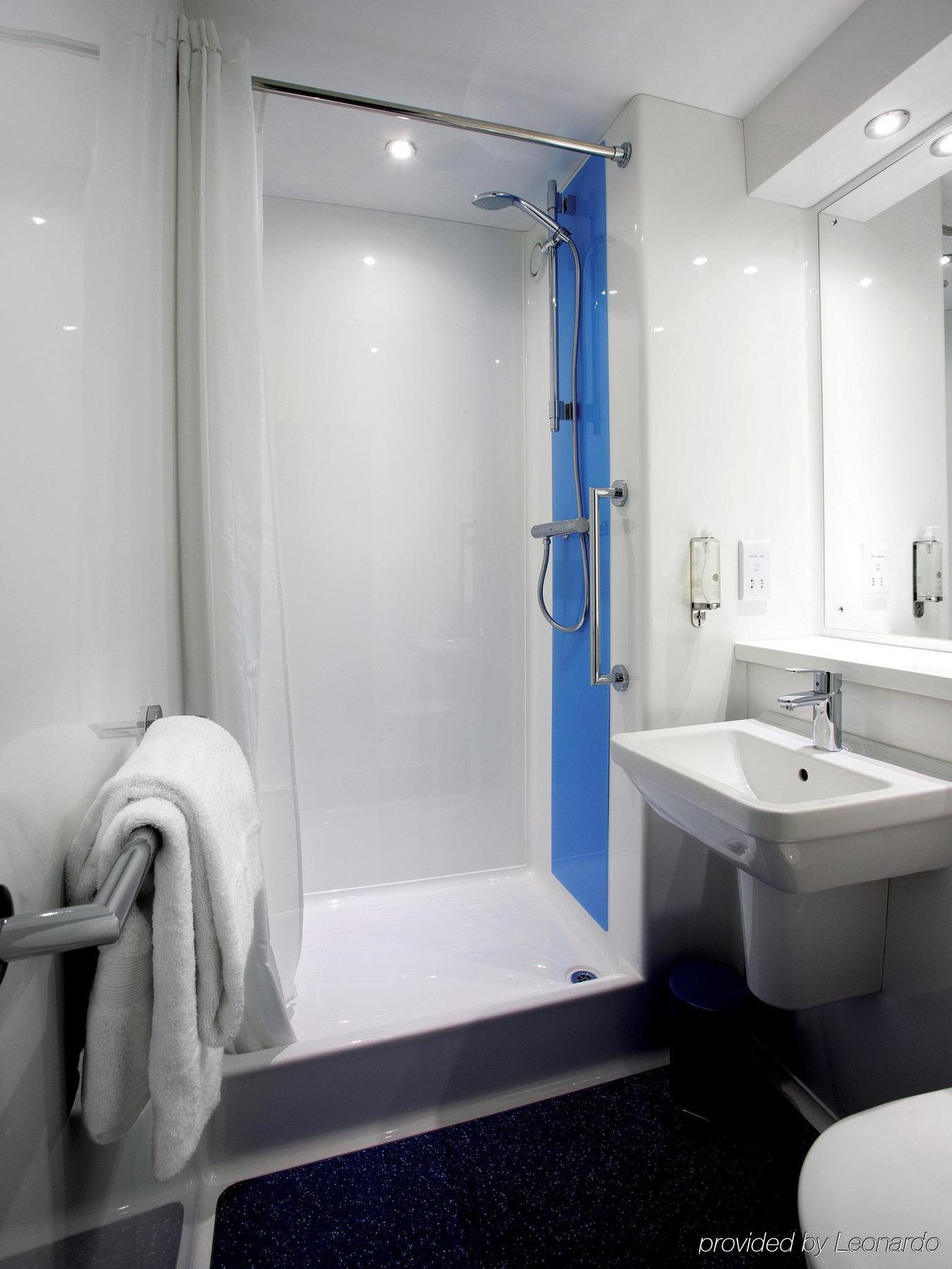 Travelodge Sheffield Central מראה חיצוני תמונה